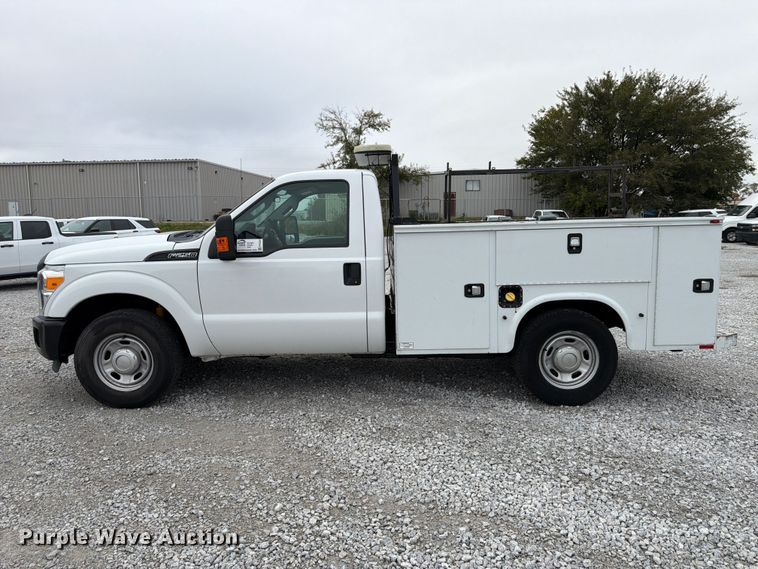 image for item FP3220 2015 Ford F250 Super Duty utility bed pickup truck