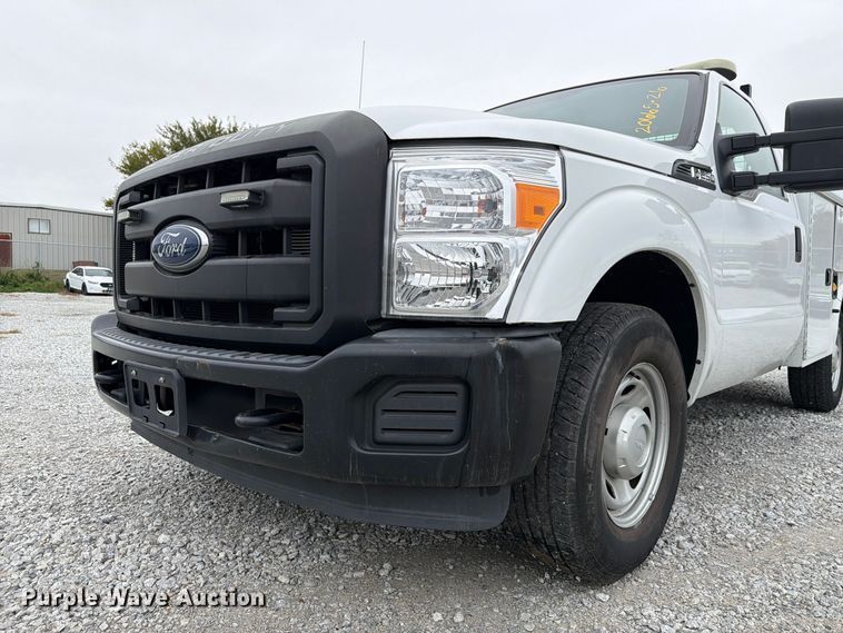 image for item FP3220 2015 Ford F250 Super Duty utility bed pickup truck