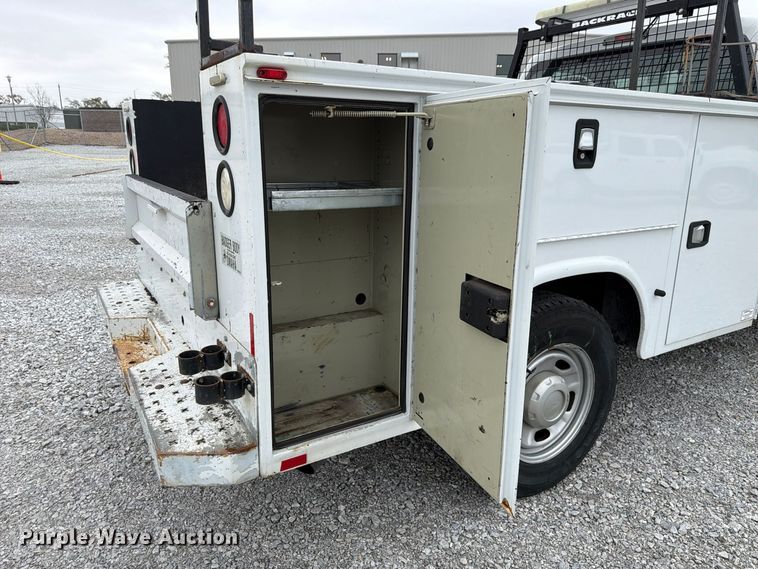 image for item FP3220 2015 Ford F250 Super Duty utility bed pickup truck