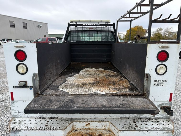 image for item FP3220 2015 Ford F250 Super Duty utility bed pickup truck