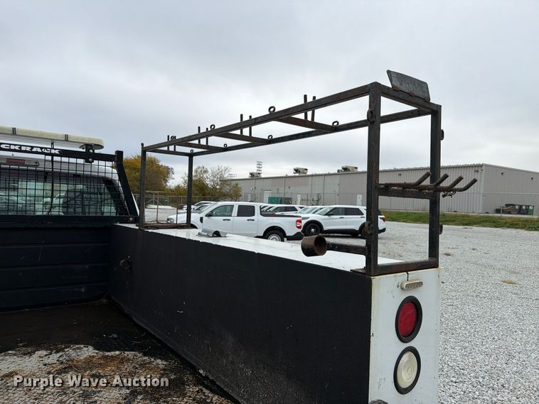 image for item FP3220 2015 Ford F250 Super Duty utility bed pickup truck
