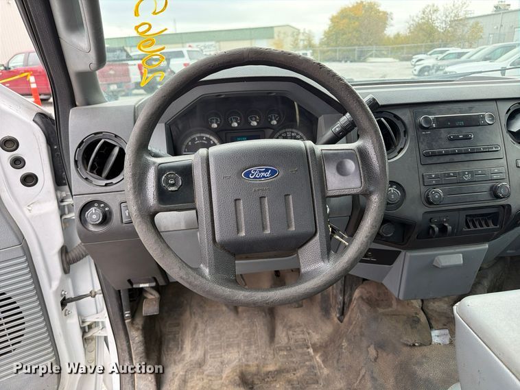 image for item FP3220 2015 Ford F250 Super Duty utility bed pickup truck
