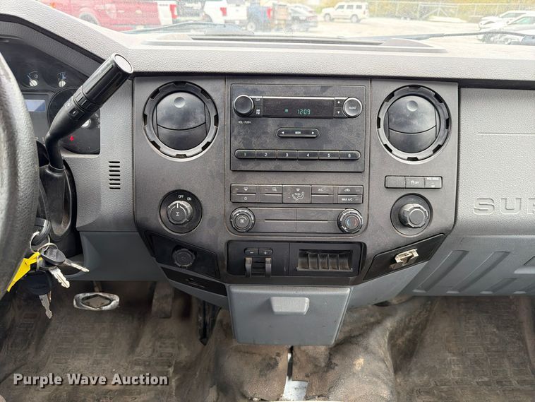 image for item FP3220 2015 Ford F250 Super Duty utility bed pickup truck