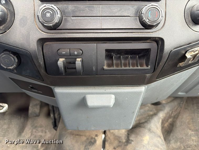 image for item FP3220 2015 Ford F250 Super Duty utility bed pickup truck
