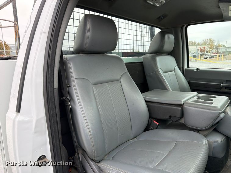 image for item FP3220 2015 Ford F250 Super Duty utility bed pickup truck