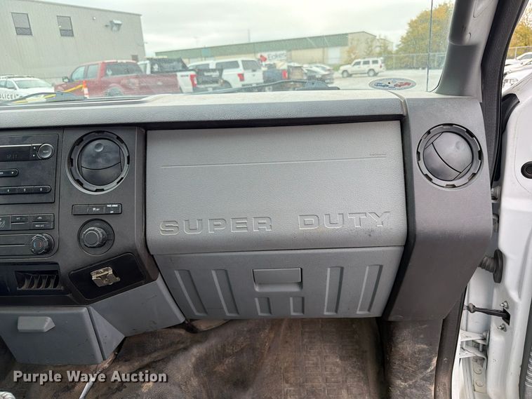 image for item FP3220 2015 Ford F250 Super Duty utility bed pickup truck