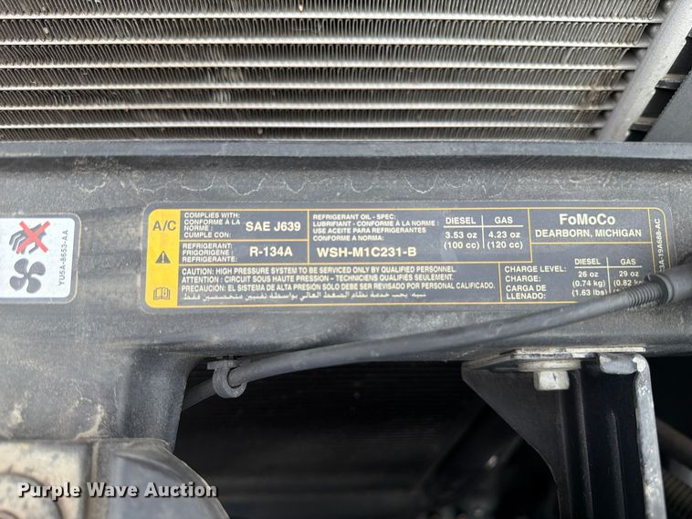 image for item FP3220 2015 Ford F250 Super Duty utility bed pickup truck