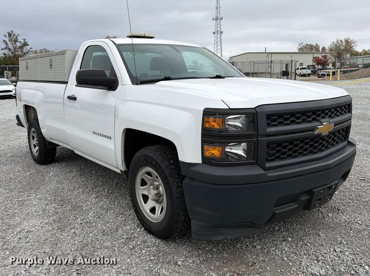 image for item FP3227 2015 Chevrolet Silverado 1500 pickup truck