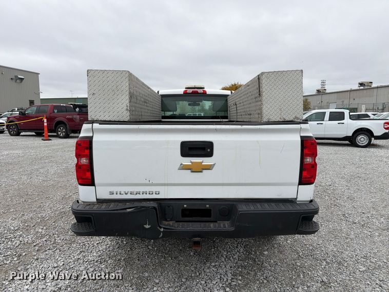 image for item FP3227 2015 Chevrolet Silverado 1500 pickup truck
