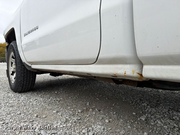 image for item FP3227 2015 Chevrolet Silverado 1500 pickup truck