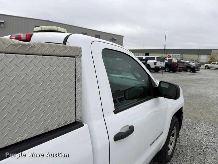 image for item FP3227 2015 Chevrolet Silverado 1500 pickup truck