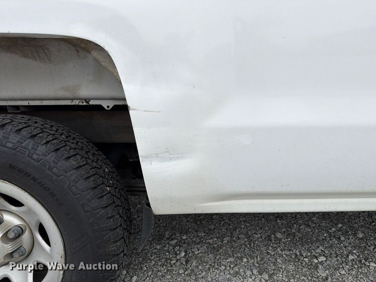 image for item FP3227 2015 Chevrolet Silverado 1500 pickup truck