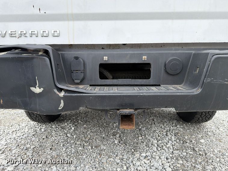image for item FP3227 2015 Chevrolet Silverado 1500 pickup truck