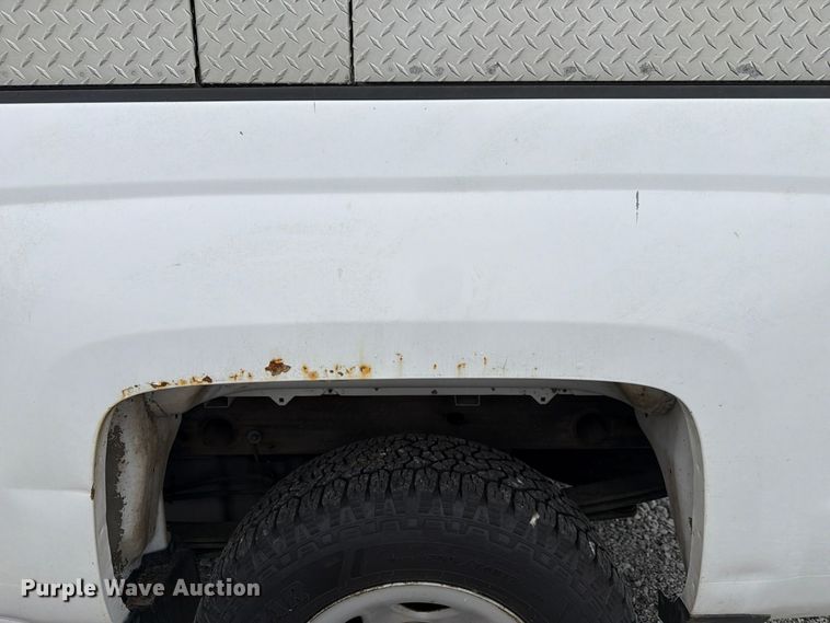 image for item FP3227 2015 Chevrolet Silverado 1500 pickup truck