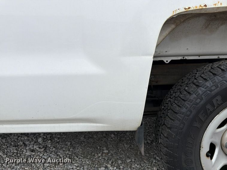 image for item FP3227 2015 Chevrolet Silverado 1500 pickup truck