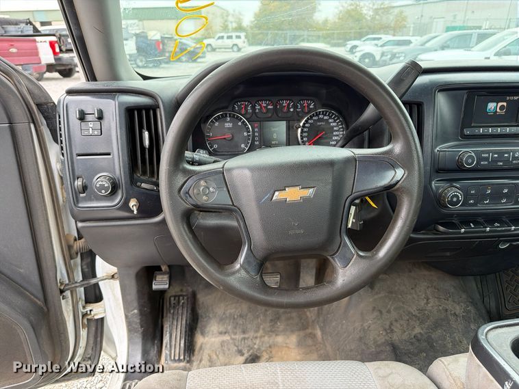image for item FP3227 2015 Chevrolet Silverado 1500 pickup truck