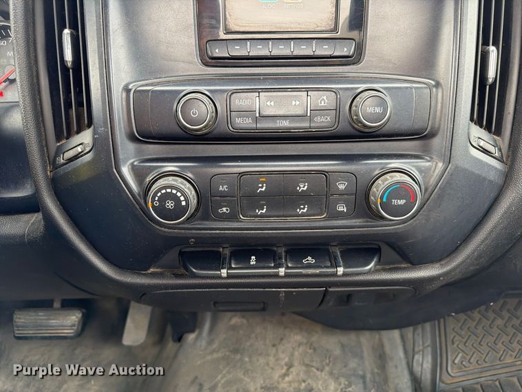image for item FP3227 2015 Chevrolet Silverado 1500 pickup truck