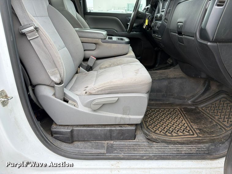 image for item FP3227 2015 Chevrolet Silverado 1500 pickup truck
