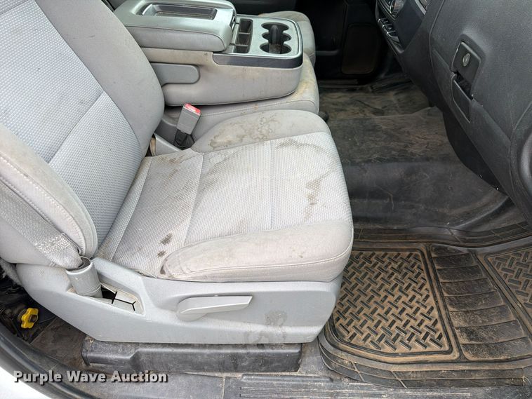image for item FP3227 2015 Chevrolet Silverado 1500 pickup truck