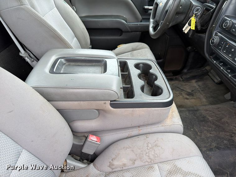 image for item FP3227 2015 Chevrolet Silverado 1500 pickup truck