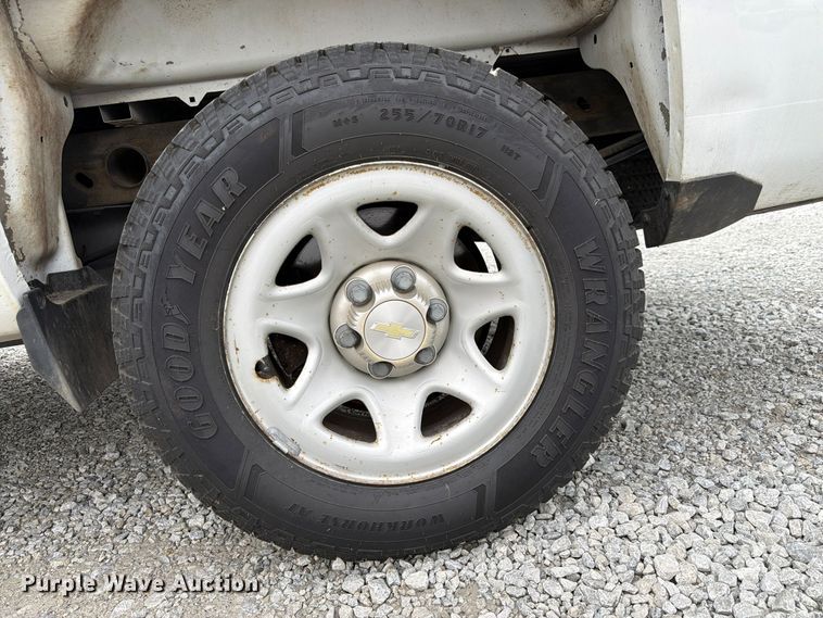 image for item FP3227 2015 Chevrolet Silverado 1500 pickup truck