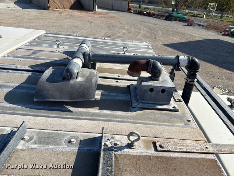 image for item FP3234 2009 Sterling Acterra sewer jetter truck