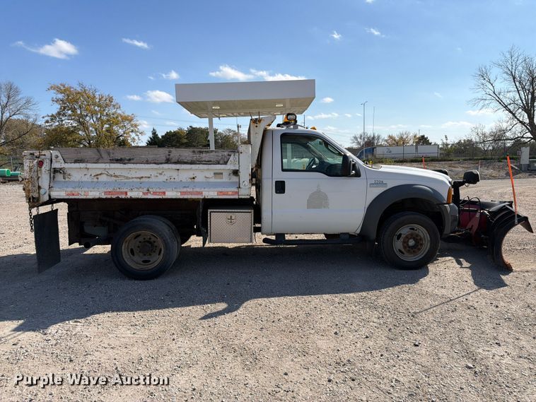 image for item FP3235 2005 Ford F450 dump truck