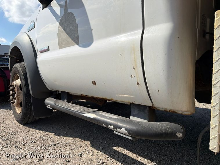 image for item FP3235 2005 Ford F450 dump truck