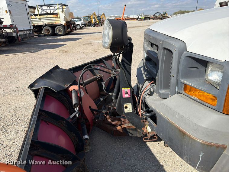 image for item FP3235 2005 Ford F450 dump truck