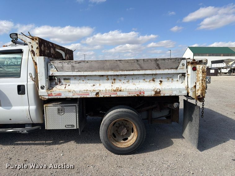 image for item FP3235 2005 Ford F450 dump truck