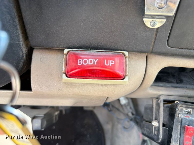 image for item FP3235 2005 Ford F450 dump truck