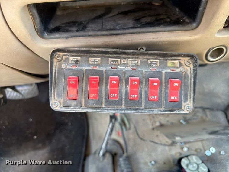 image for item FP3235 2005 Ford F450 dump truck