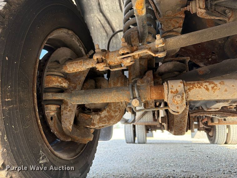 image for item FP3235 2005 Ford F450 dump truck