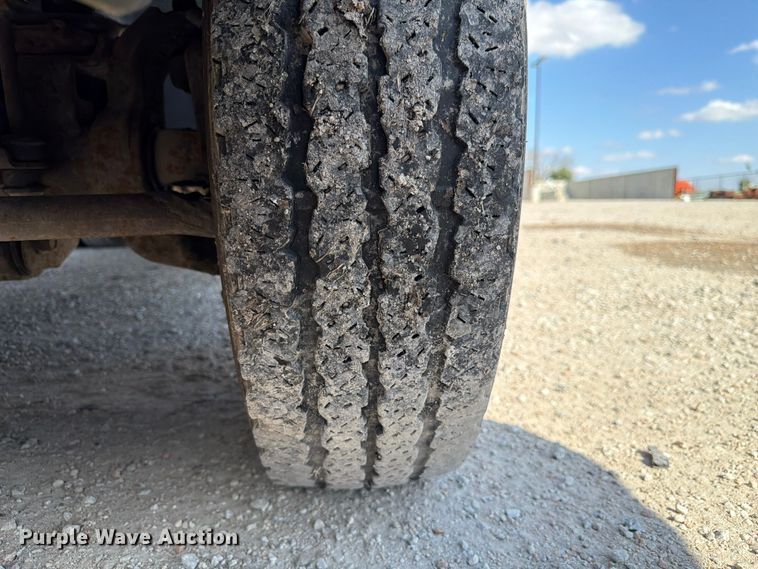image for item FP3235 2005 Ford F450 dump truck