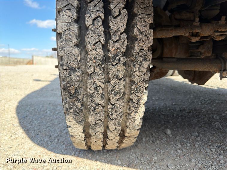 image for item FP3235 2005 Ford F450 dump truck