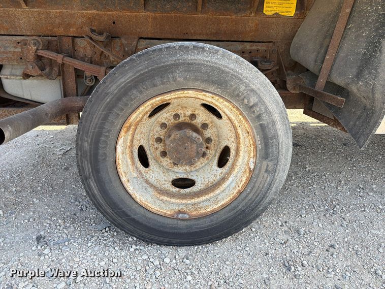 image for item FP3235 2005 Ford F450 dump truck