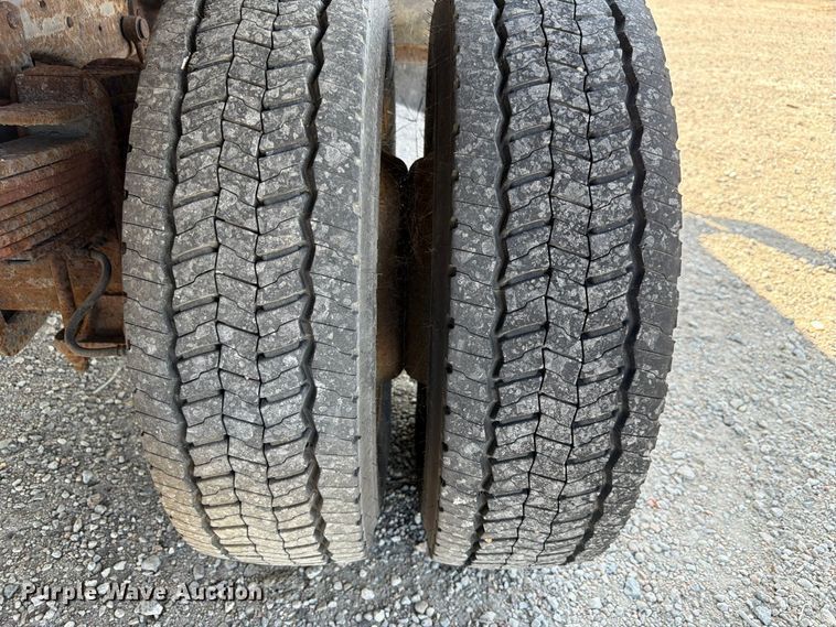 image for item FP3235 2005 Ford F450 dump truck