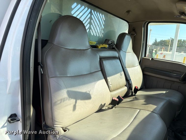 image for item FP3236 2008 Ford F450 dump truck