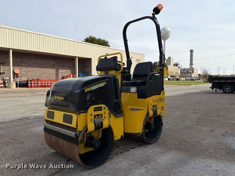 image for item FT3025 2020 Bomag 900-50 double drum vibratory roller