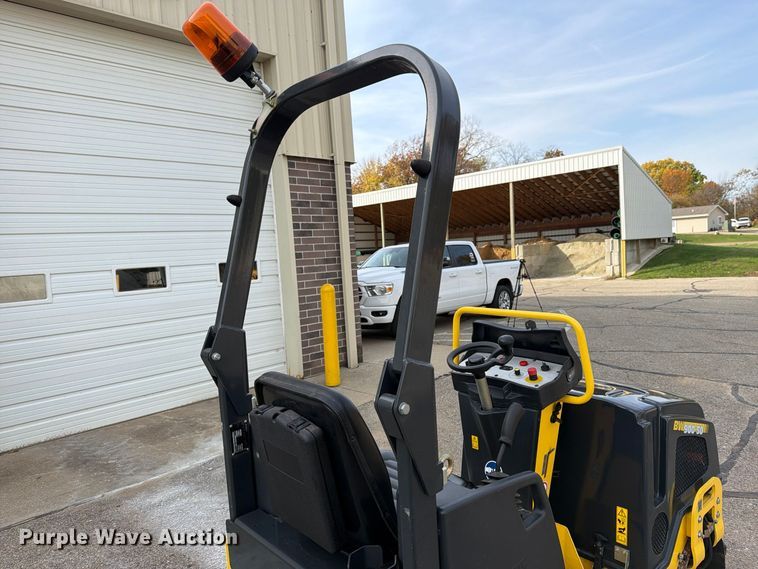 image for item FT3025 2020 Bomag 900-50 double drum vibratory roller