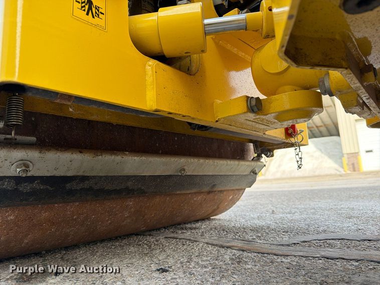 image for item FT3025 2020 Bomag 900-50 double drum vibratory roller
