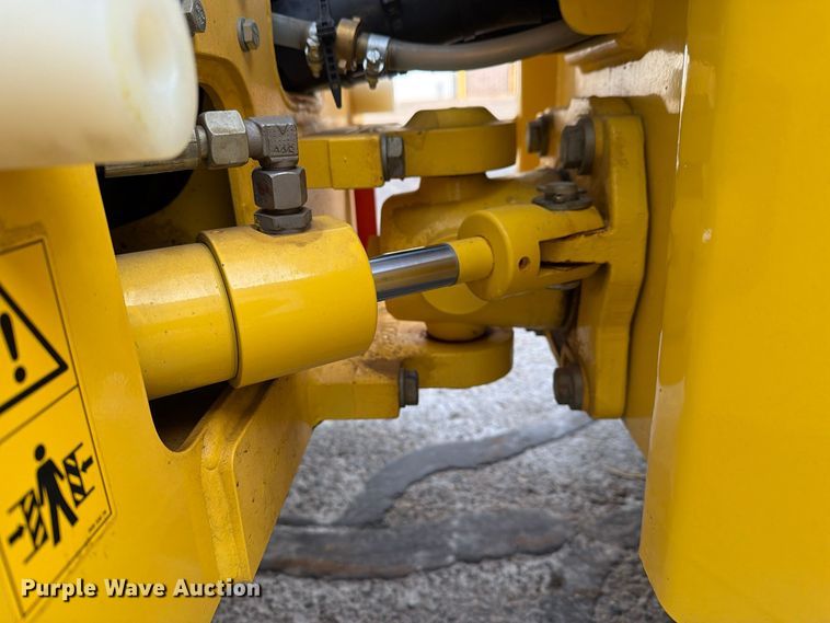 image for item FT3025 2020 Bomag 900-50 double drum vibratory roller