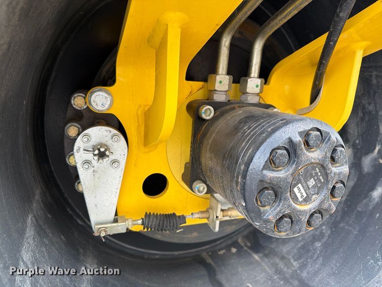 image for item FT3025 2020 Bomag 900-50 double drum vibratory roller