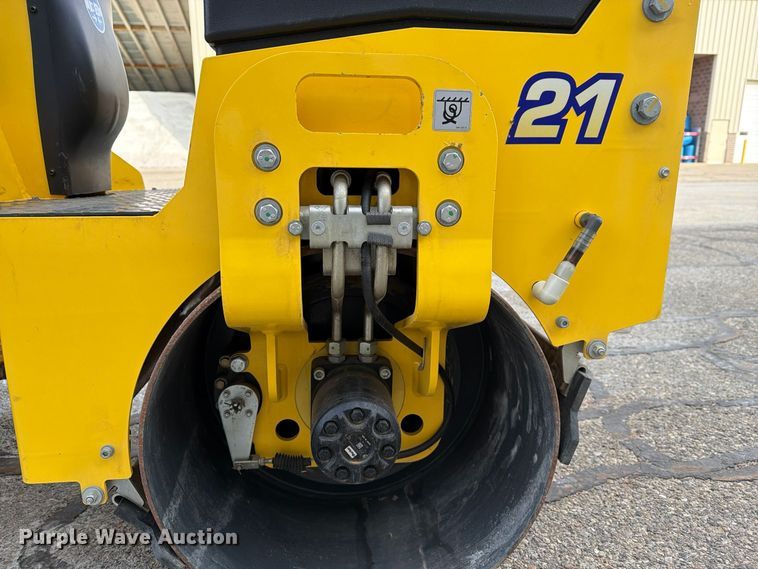image for item FT3025 2020 Bomag 900-50 double drum vibratory roller