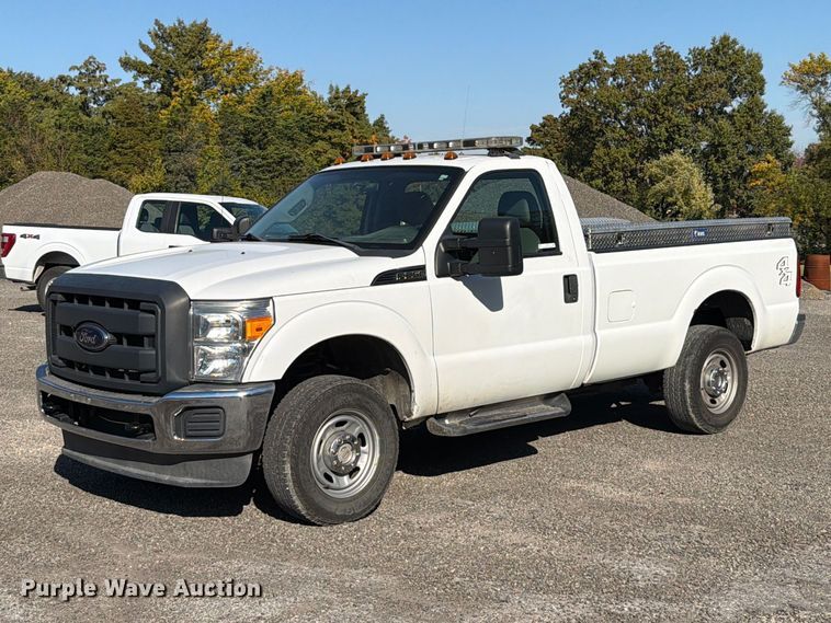 image for item FT6070 2012 Ford F250 Super Duty XL pickup truck