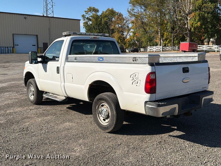 image for item FT6070 2012 Ford F250 Super Duty XL pickup truck