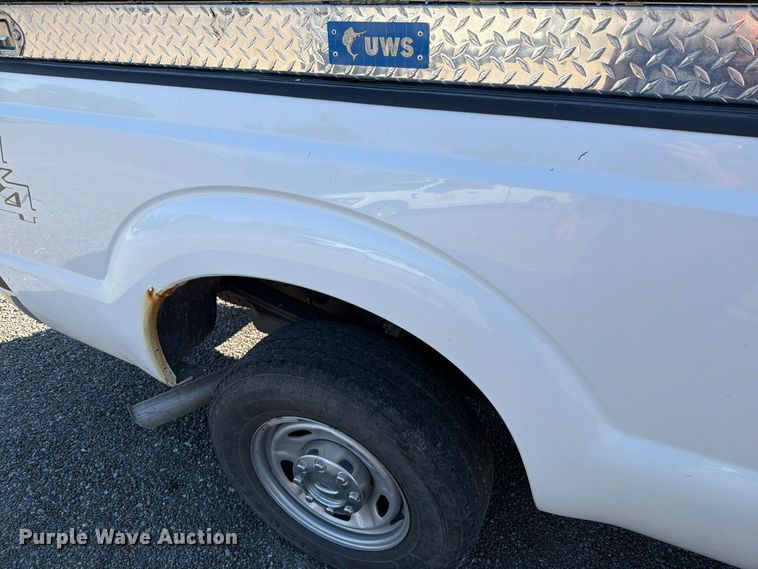 image for item FT6070 2012 Ford F250 Super Duty XL pickup truck