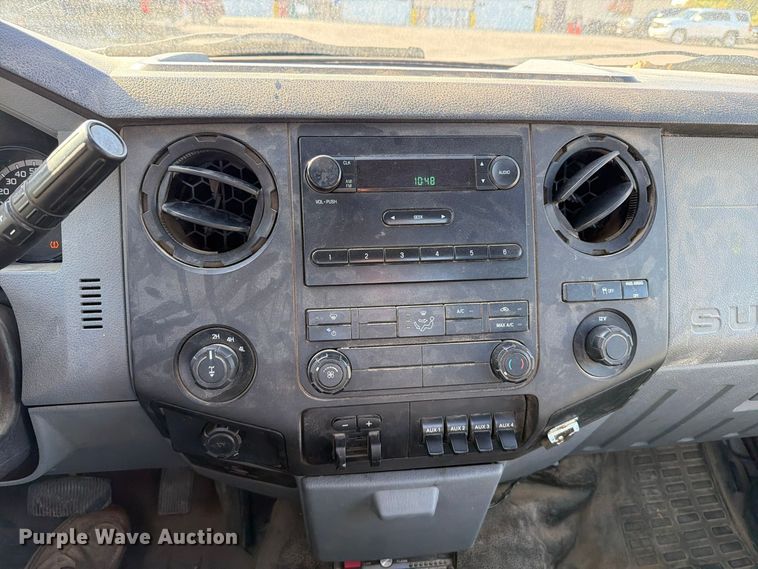 image for item FT6070 2012 Ford F250 Super Duty XL pickup truck