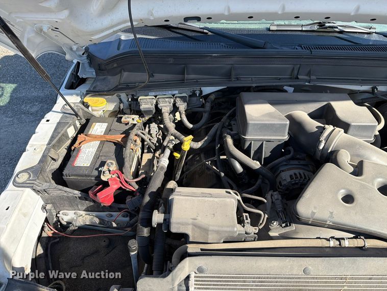 image for item FT6070 2012 Ford F250 Super Duty XL pickup truck