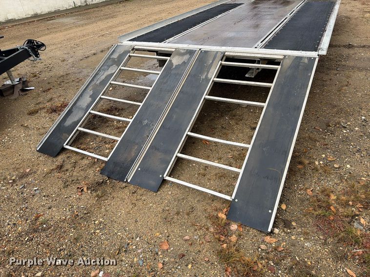 image for item FT6995 2000 Triton Elite snowmobile trailer